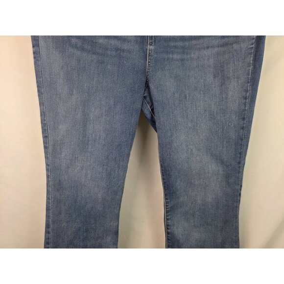 Denizen Levi's Women's Jeans Size 18 Blue Ultra High Rise Crop Flare Denim Pant - Picture 5 of 11